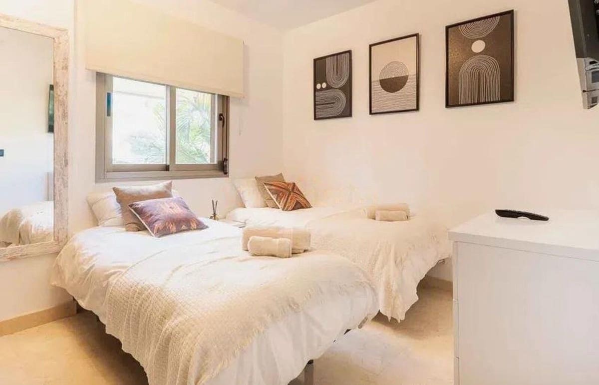 2 sovrum Lägenhet till salu i New Golden Mile med pool garage - 530 000 € (Ref: 9663955)