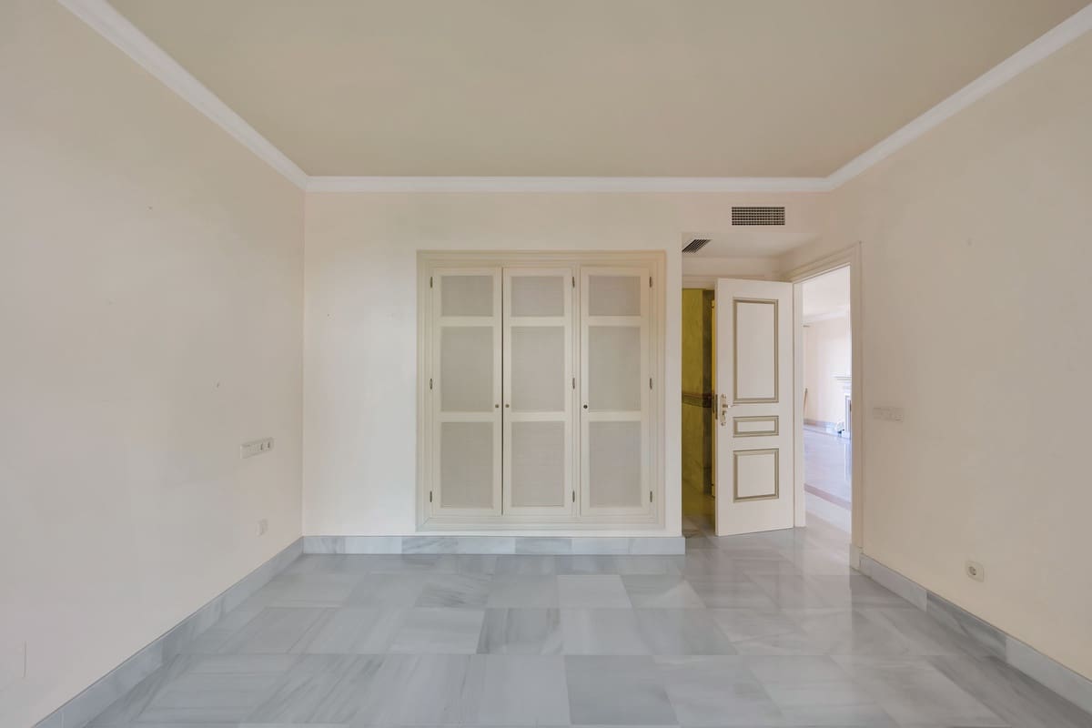 2 sypialnia Apartament na sprzedaż w La Quinta z basenem - 559 000 € (Ref: 9663957)