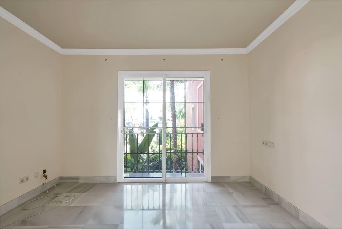 2 sypialnia Apartament na sprzedaż w La Quinta z basenem - 559 000 € (Ref: 9663957)