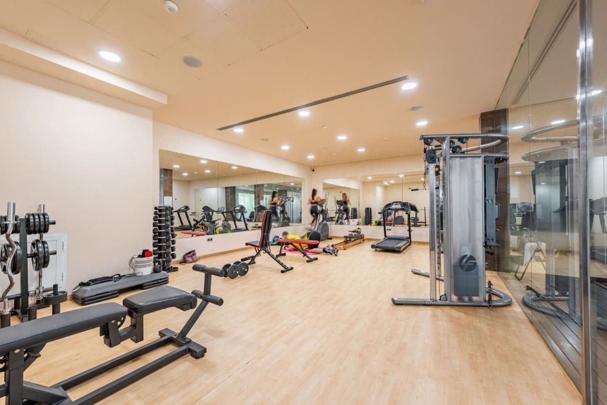 2 makuuhuone Huoneisto myytävänä paikassa Benahavis mukana uima-altaan - 559 000 € (Ref: 9663959)