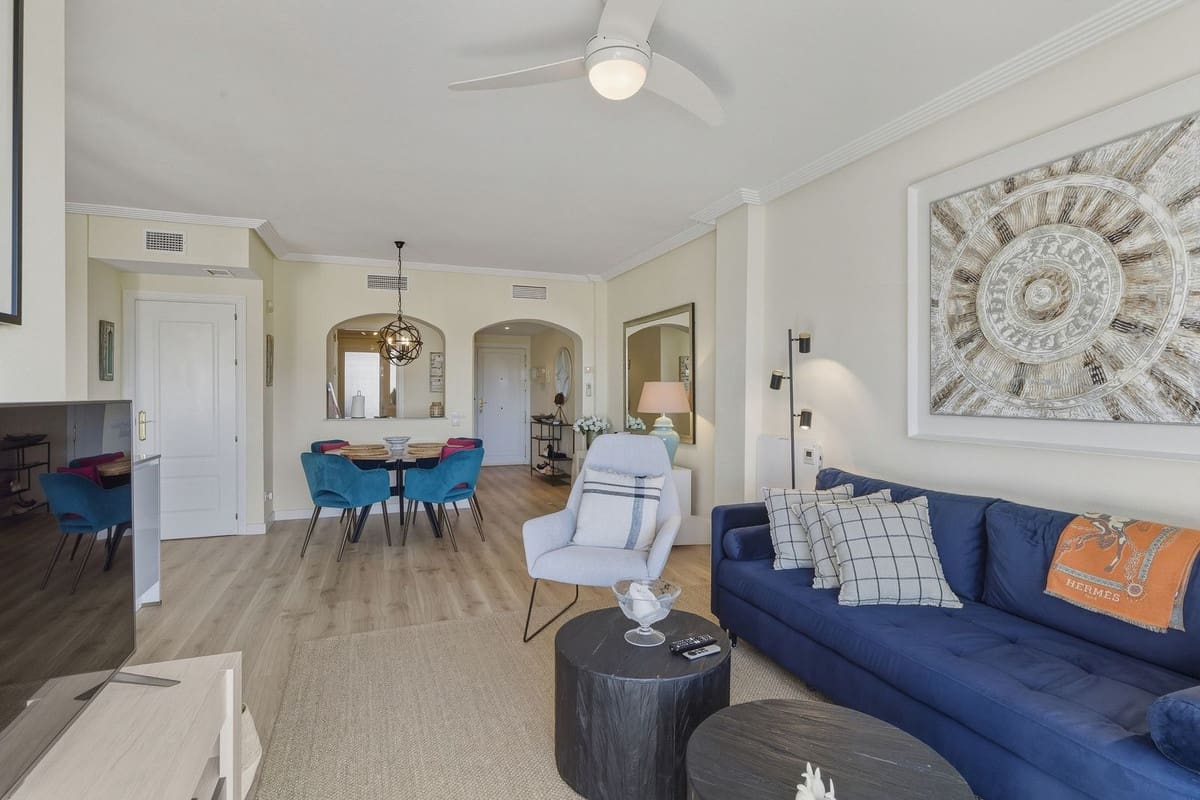 3 sypialnia Apartament na sprzedaż w Los Arqueros z basenem - 480 000 € (Ref: 9663962)