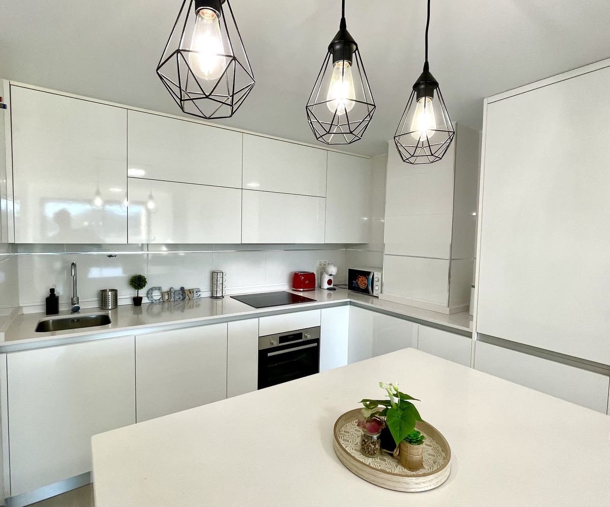 3 makuuhuone Huoneisto myytävänä paikassa Las Lagunas de Mijas mukana uima-altaan - 499 900 € (Ref: 9663966)