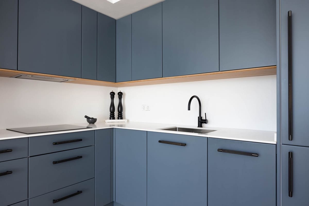 Apartamento de 2 habitaciones en Nueva Andalucia en venta con piscina - 495.000 € (Ref: 9663970)