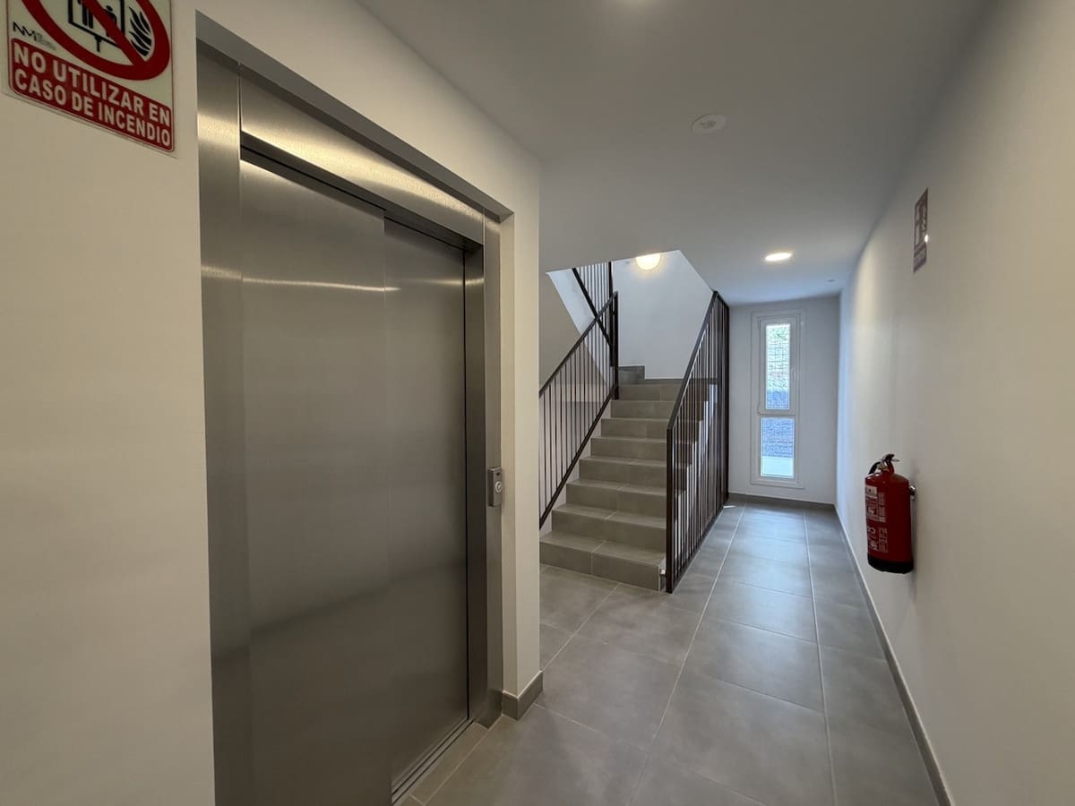 3 camera da letto Appartamento in vendita in Estepona con piscina - 475.000 € (Rif: 9663972)