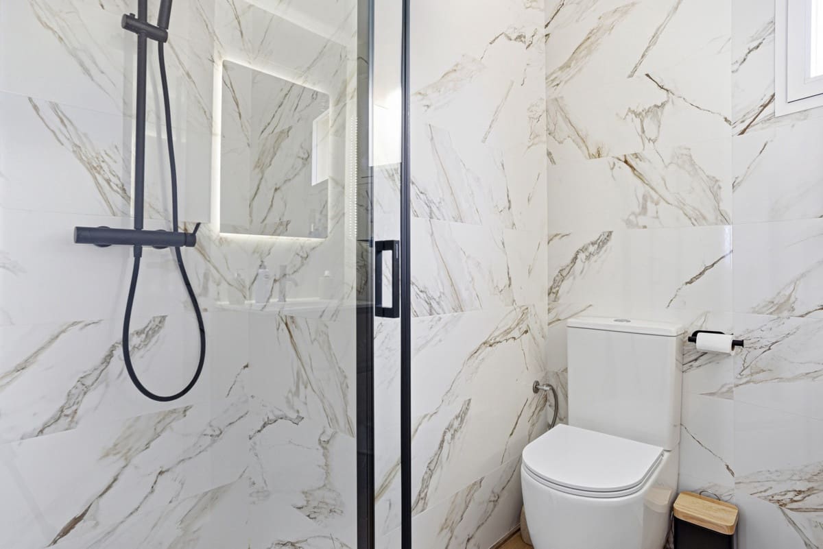 2 slaapkamer Appartement te koop in Riviera del Sol met zwembad - € 449.000 (Ref: 9663974)