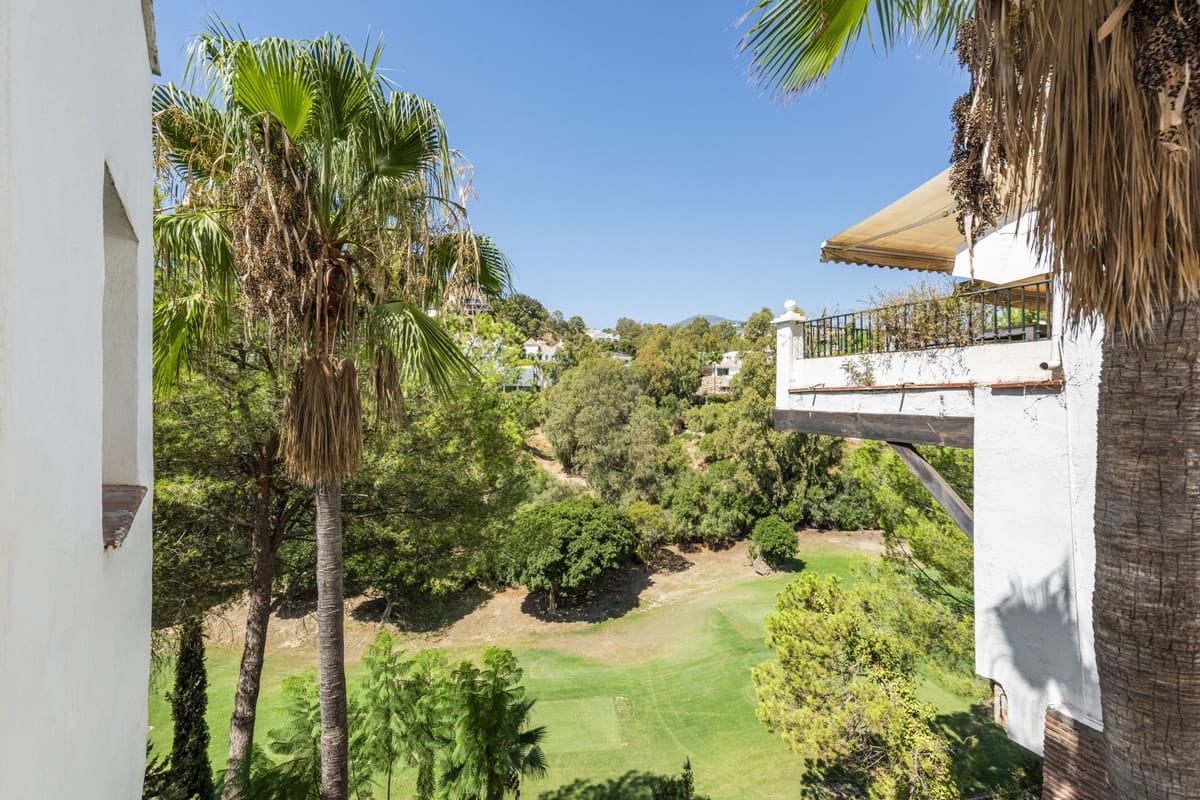 2 soveværelse Lejlighed til salg i La Quinta med swimmingpool - € 410.000 (Ref: 9663979)