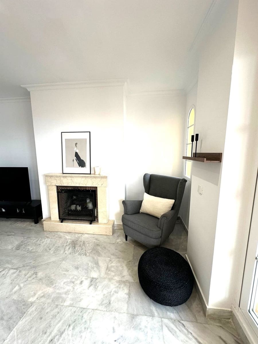 2 sovrum Lägenhet till salu i Nueva Andalucia med pool - 490 000 € (Ref: 9663980)