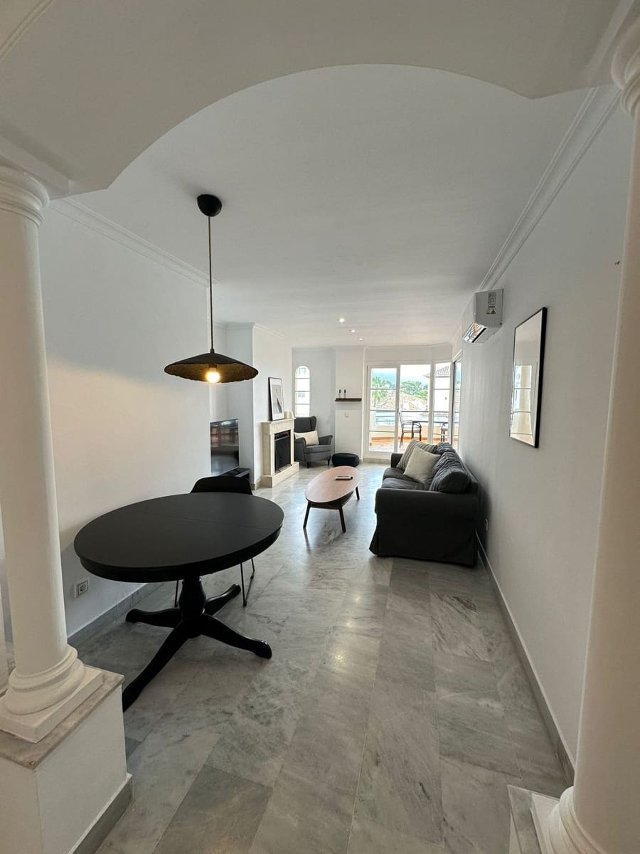 2 sovrum Lägenhet till salu i Nueva Andalucia med pool - 490 000 € (Ref: 9663980)