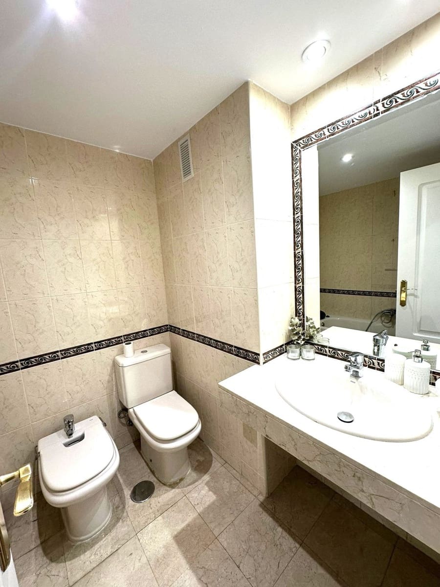 2 sovrum Lägenhet till salu i Nueva Andalucia med pool - 490 000 € (Ref: 9663980)