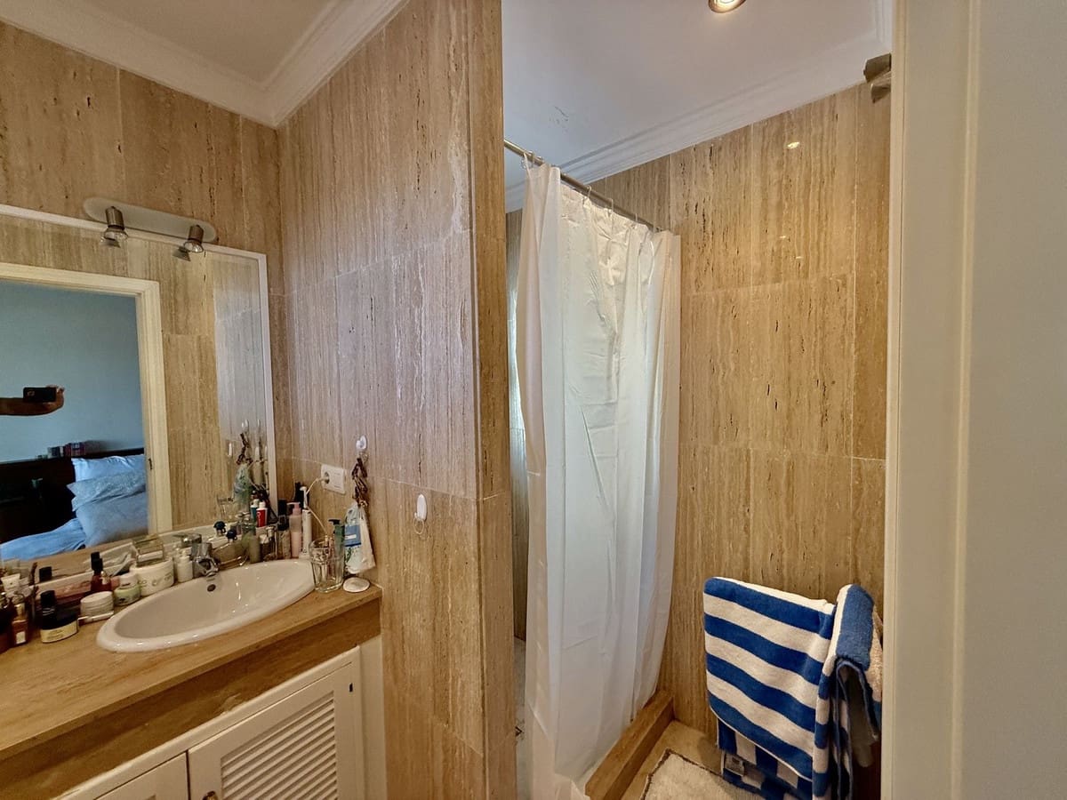 2 Zimmer Apartment zu verkaufen in Elviria mit Pool - 440.000 € (Ref: 9663983)