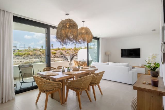 Apartamento de 2 habitaciones en Centro ciudad, Fuengirola en venta con piscina garaje - 450.000 € (Ref: 9663985)