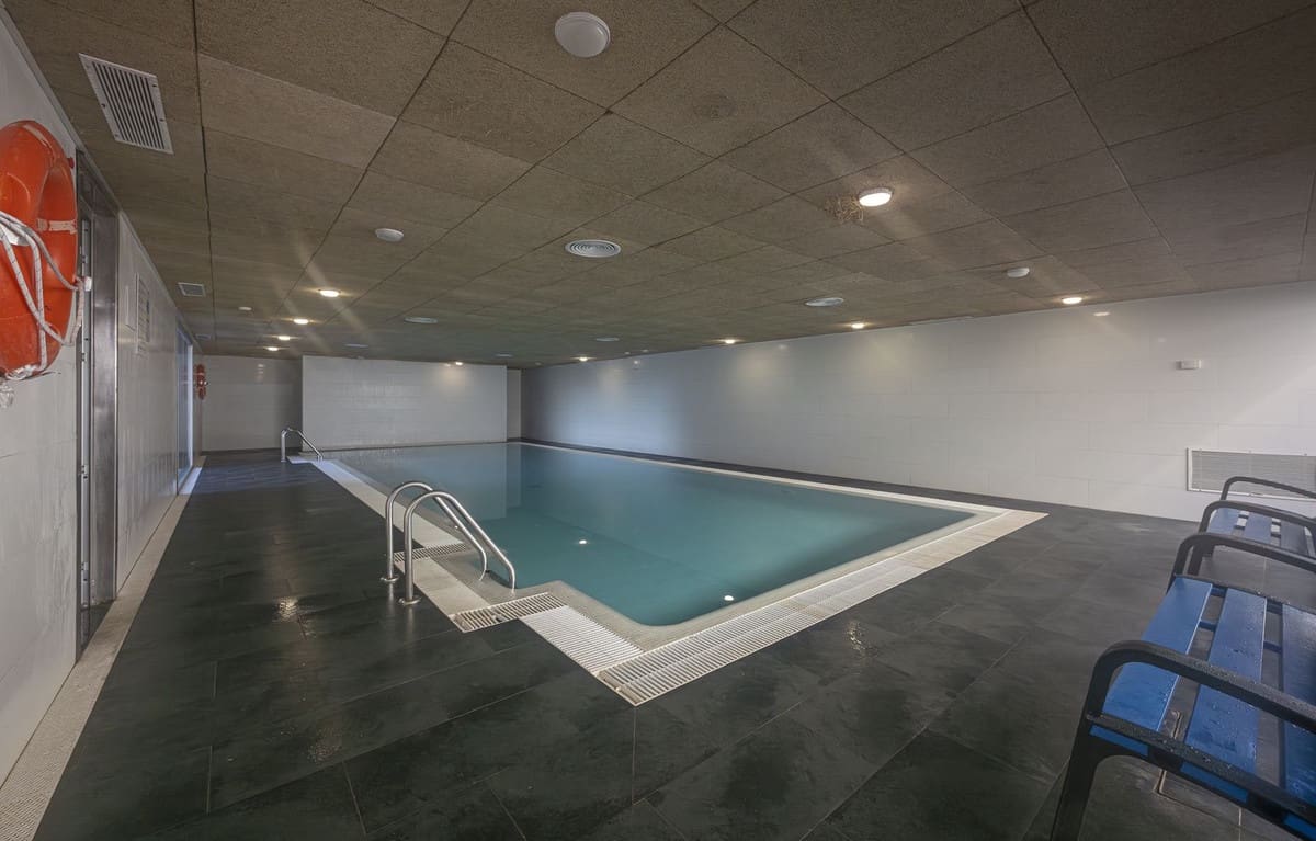 3 soveværelse Lejlighed til salg i Manilva med swimmingpool - € 450.000 (Ref: 9663987)