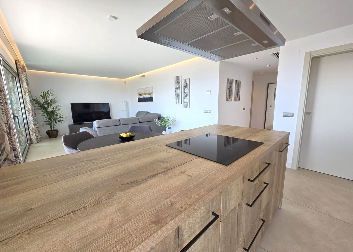 3 makuuhuone Huoneisto myytävänä paikassa La Cala Golf mukana uima-altaan - 485 000 € (Ref: 9663988)