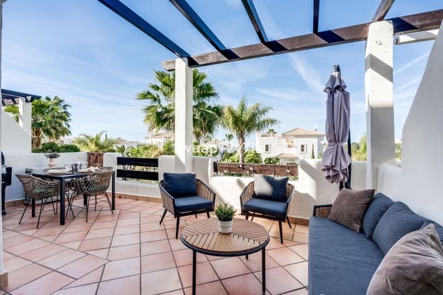 2 bedroom Apartment for sale in Selwo, Estepona with pool - € 475,000 (Ref: 9663989)