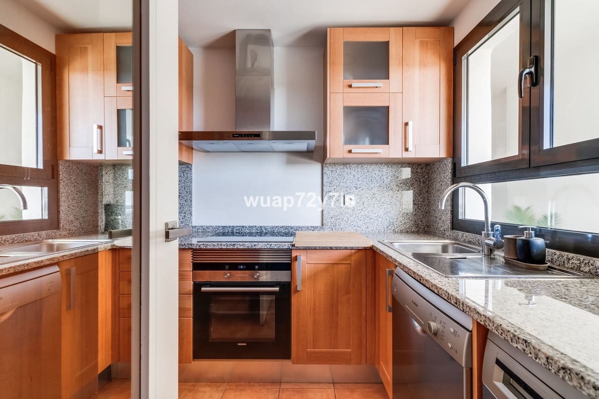 2 bedroom Apartment for sale in New Golden Mile with pool - € 475,000 (Ref: 9663989)