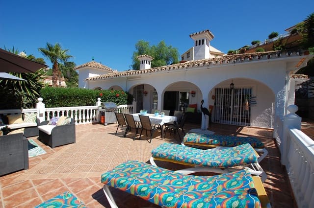 5 chambre Villa/Maison à vendre à Riviera del Sol, Mijas avec piscine - 695 000 € (Ref: 9663990)