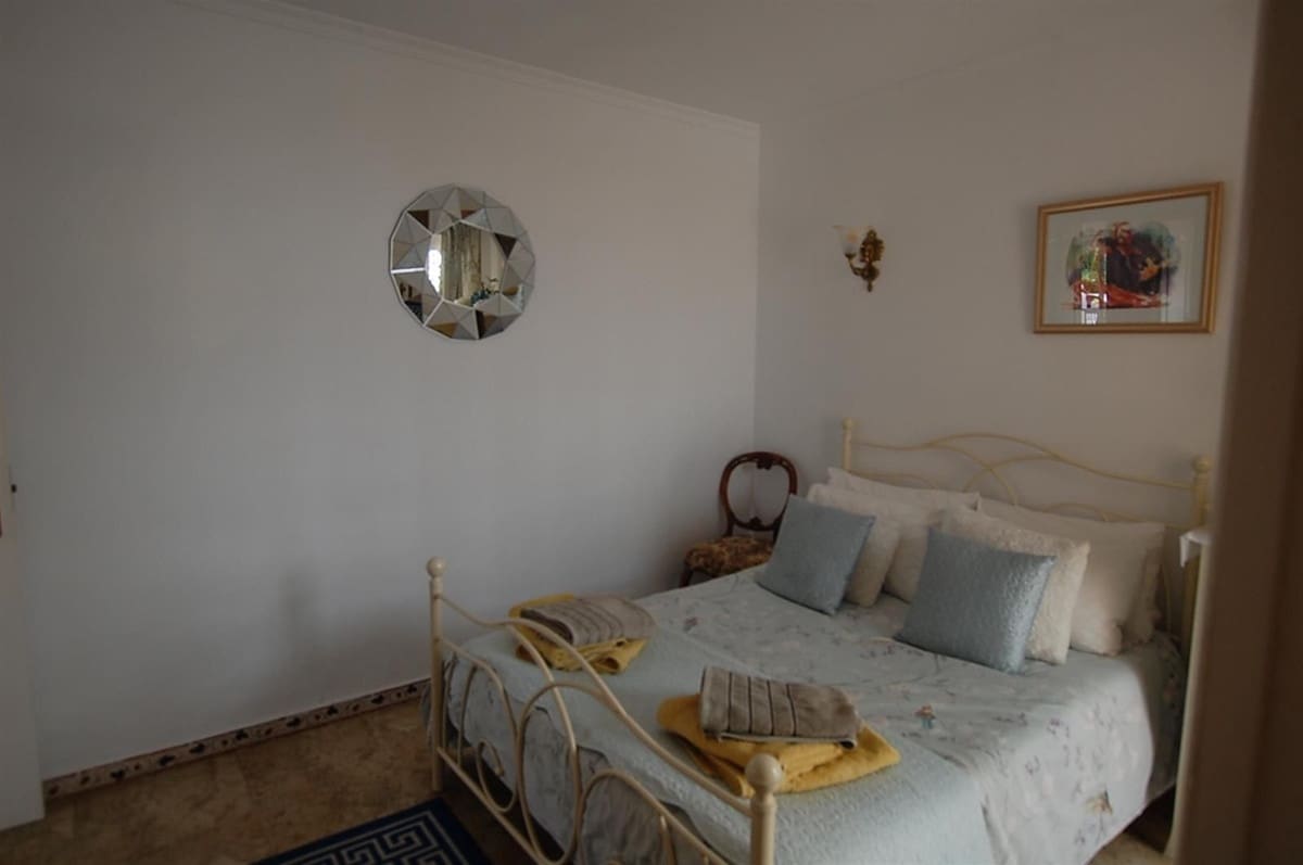 5 slaapkamer Villa te koop in Mijas Costa met zwembad - € 695.000 (Ref: 9663990)