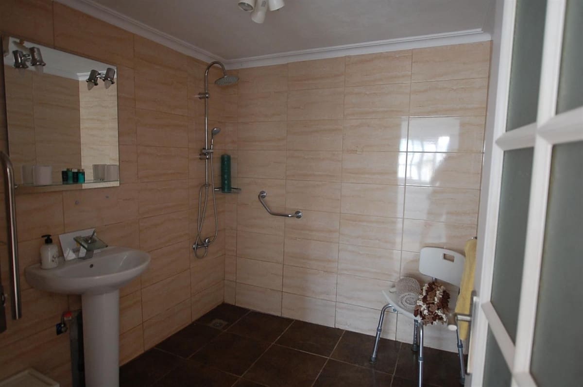 5 slaapkamer Villa te koop in Mijas Costa met zwembad - € 695.000 (Ref: 9663990)