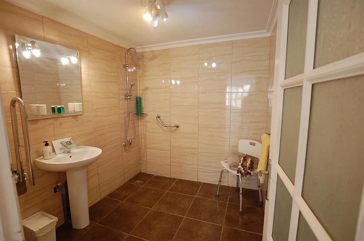 5 slaapkamer Villa te koop in Mijas Costa met zwembad - € 695.000 (Ref: 9663990)