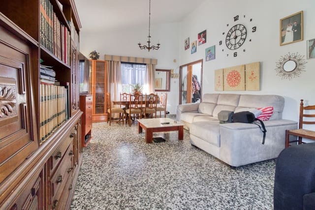 4 camera da letto Villa in vendita in Puerto de la Torre, Malaga città - 679.000 € (Rif: 9663991)