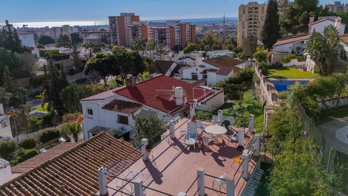 4 camera da letto Villa in vendita in Puerto de la Torre con garage - 679.000 € (Rif: 9663991)