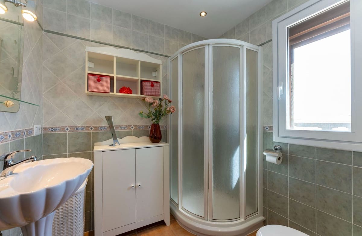 6 Zimmer Villa zu verkaufen in Alhaurin el Grande mit Pool Garage - 659.000 € (Ref: 9663993)