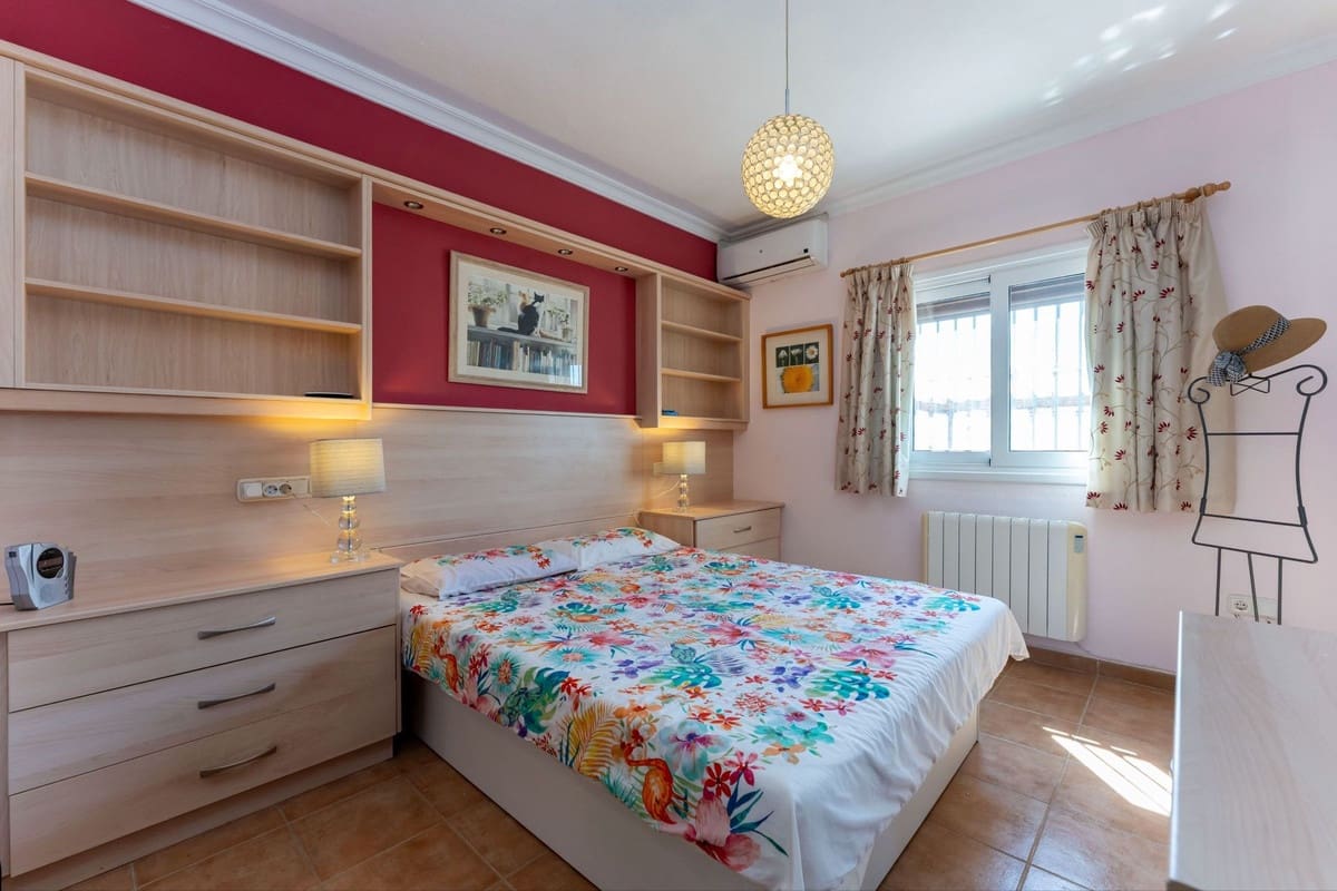 6 Zimmer Villa zu verkaufen in Alhaurin el Grande mit Pool Garage - 659.000 € (Ref: 9663993)