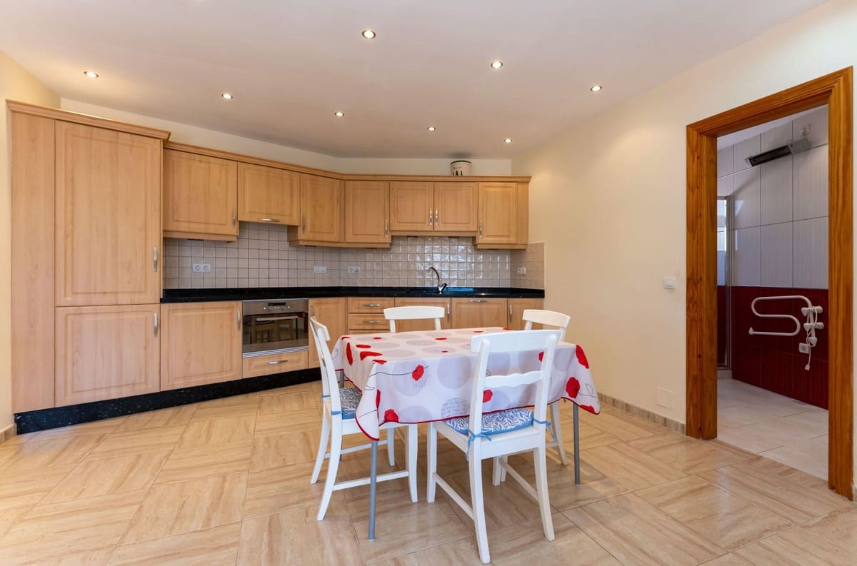 6 Zimmer Villa zu verkaufen in Alhaurin el Grande mit Pool Garage - 659.000 € (Ref: 9663993)