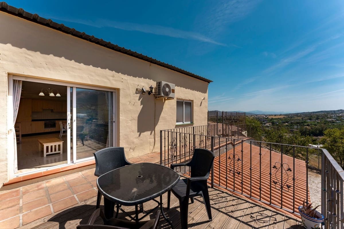 6 Zimmer Villa zu verkaufen in Alhaurin el Grande mit Pool Garage - 659.000 € (Ref: 9663993)