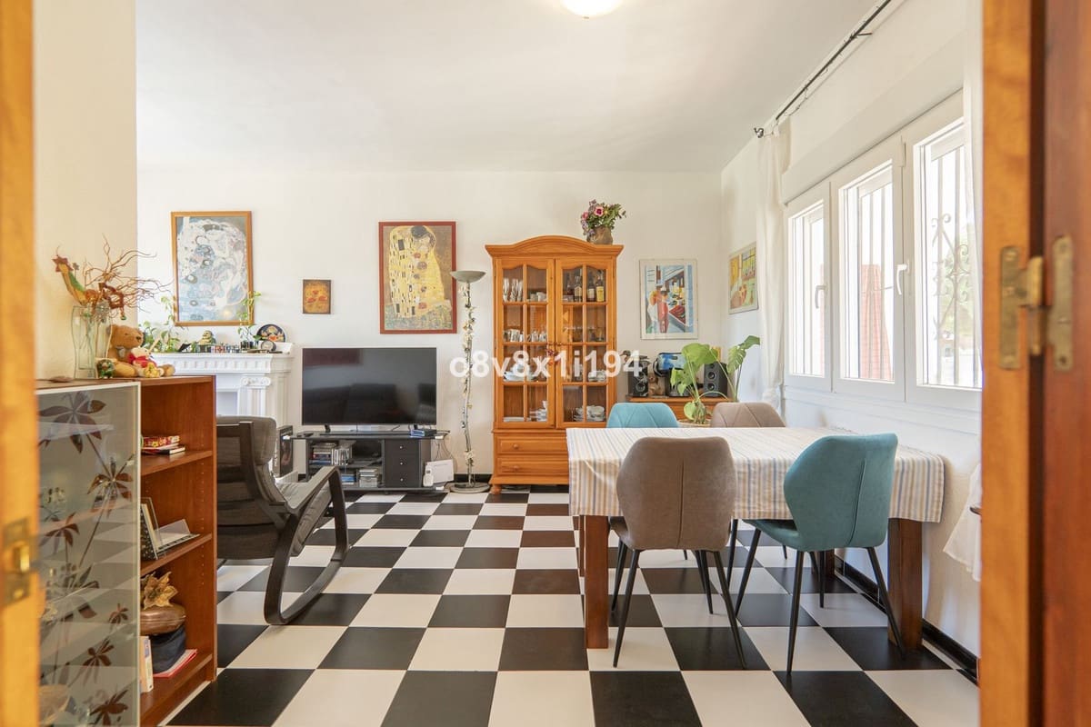 5 camera da letto Villa in vendita in Alhaurin de la Torre con piscina - 580.000 € (Rif: 9663994)