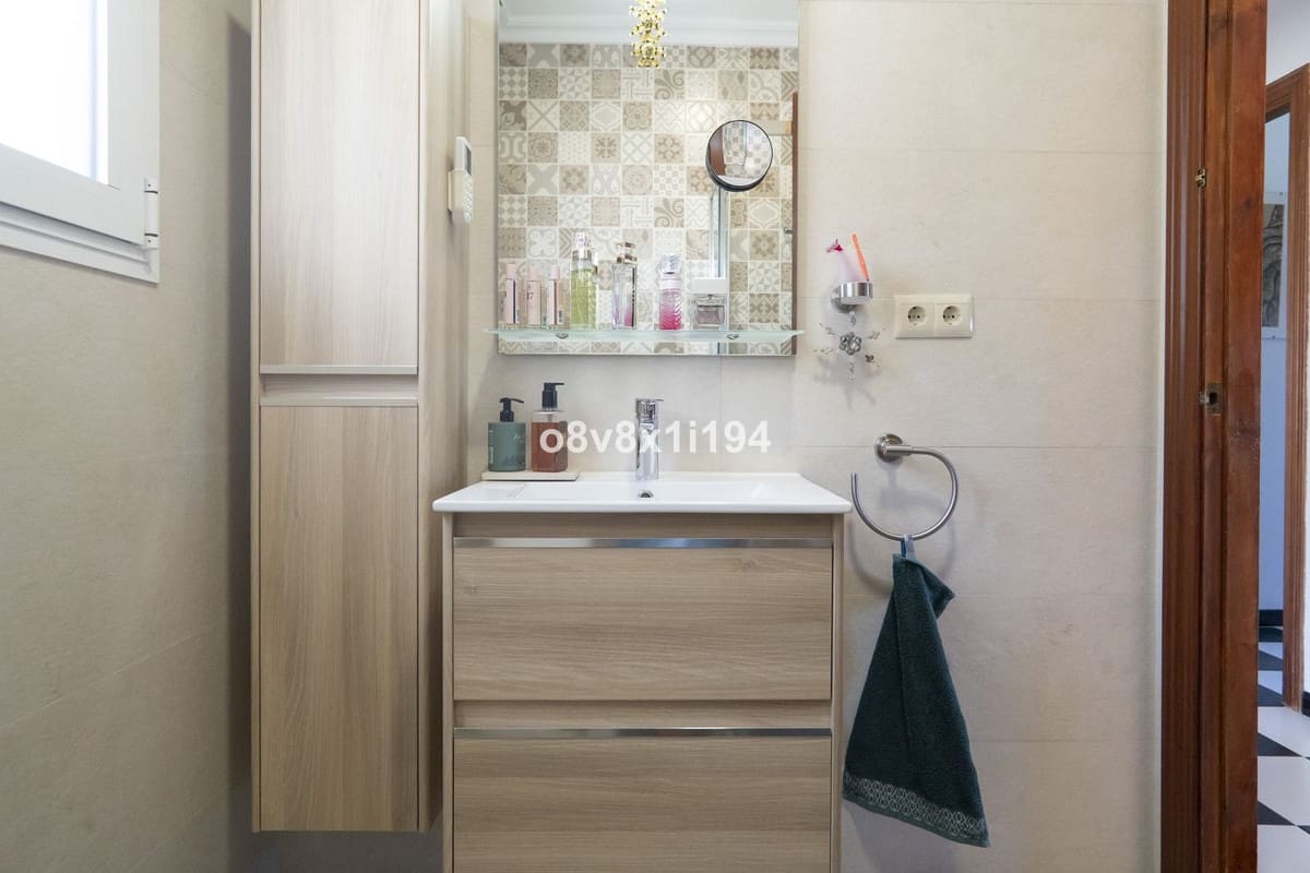 5 camera da letto Villa in vendita in Alhaurin de la Torre con piscina - 580.000 € (Rif: 9663994)