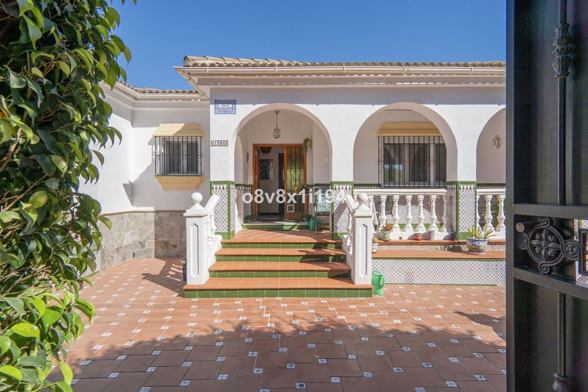 5 camera da letto Villa in vendita in Alhaurin de la Torre con piscina - 580.000 € (Rif: 9663994)
