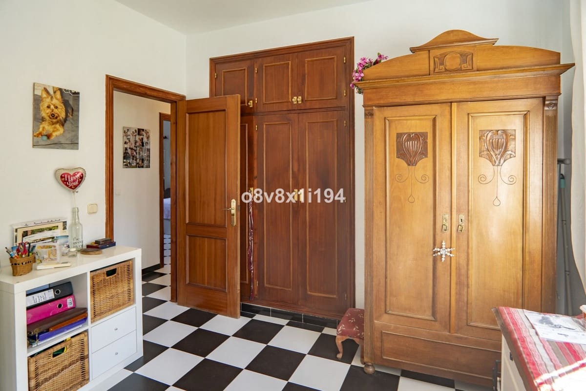 5 camera da letto Villa in vendita in Alhaurin de la Torre con piscina - 580.000 € (Rif: 9663994)