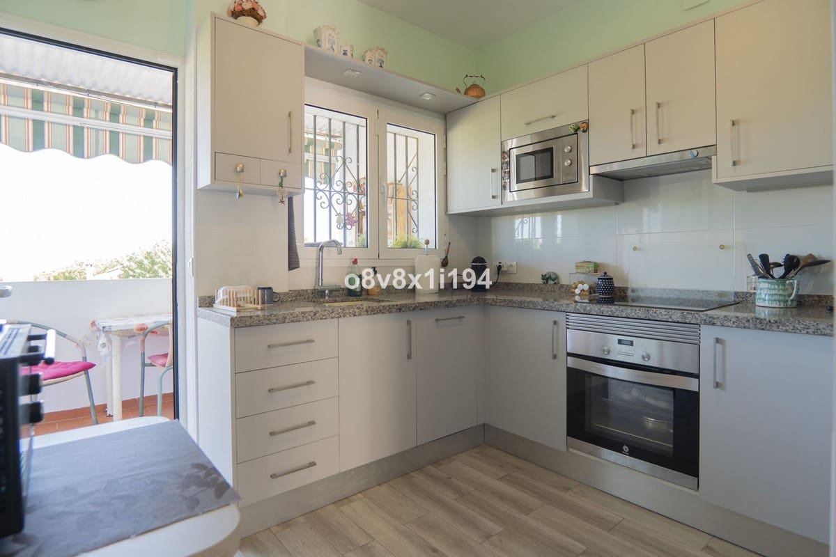 5 camera da letto Villa in vendita in Alhaurin de la Torre con piscina - 580.000 € (Rif: 9663994)
