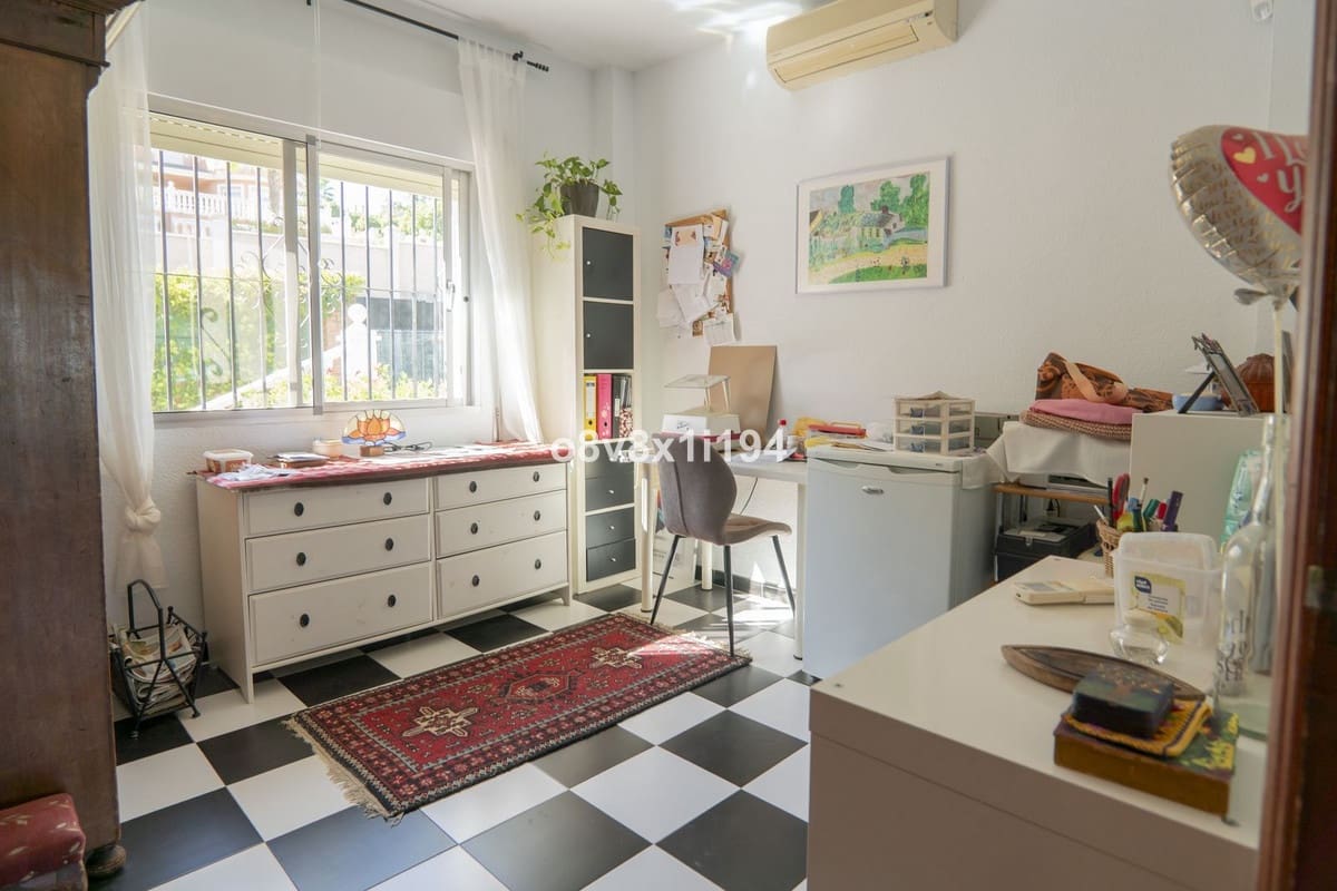 5 camera da letto Villa in vendita in Alhaurin de la Torre con piscina - 580.000 € (Rif: 9663994)