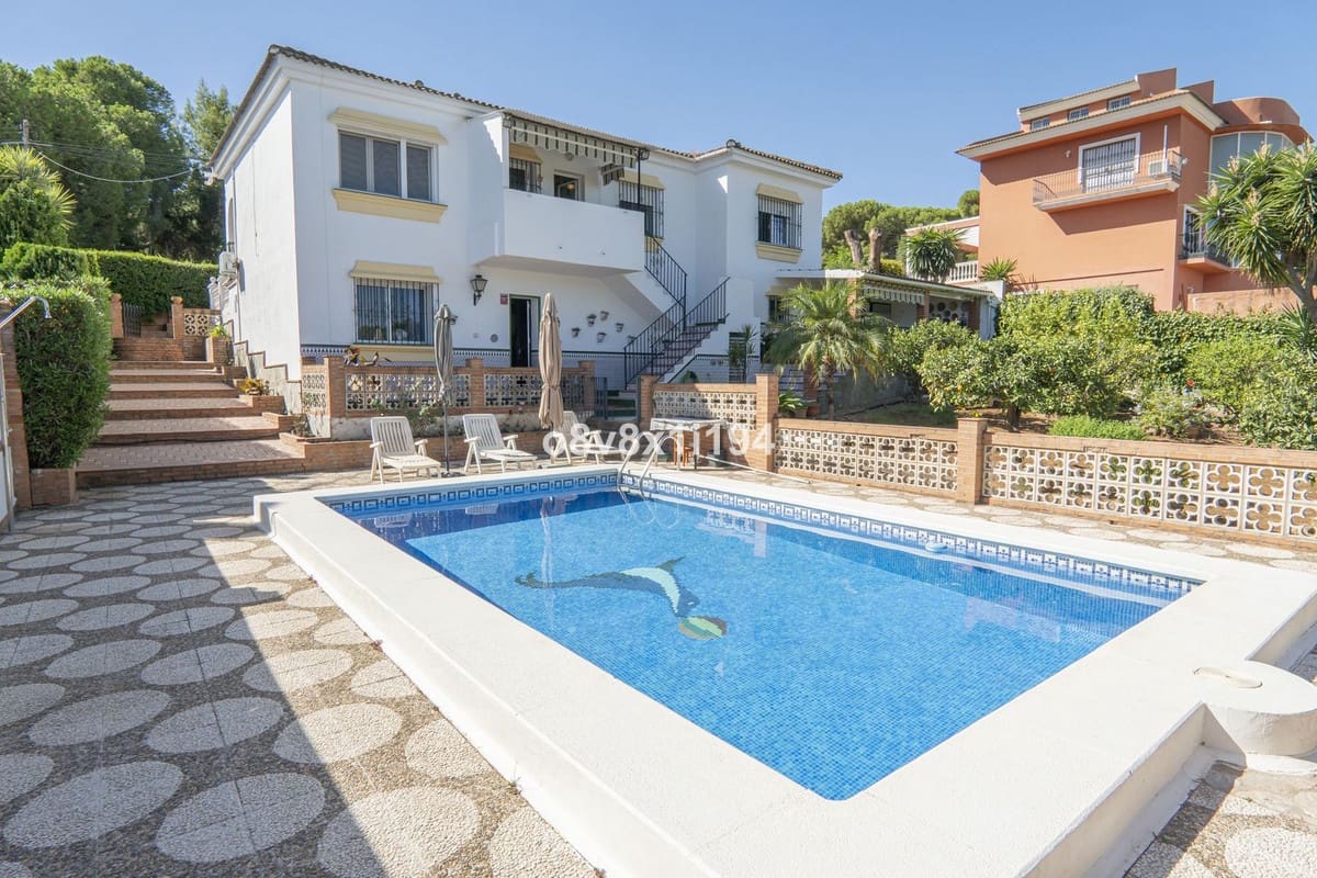 5 camera da letto Villa in vendita in Alhaurin de la Torre con piscina - 580.000 € (Rif: 9663994)