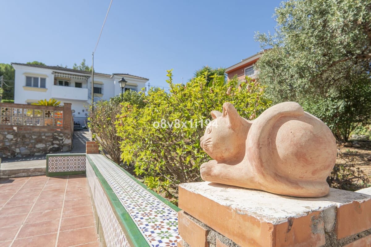 5 camera da letto Villa in vendita in Alhaurin de la Torre con piscina - 580.000 € (Rif: 9663994)