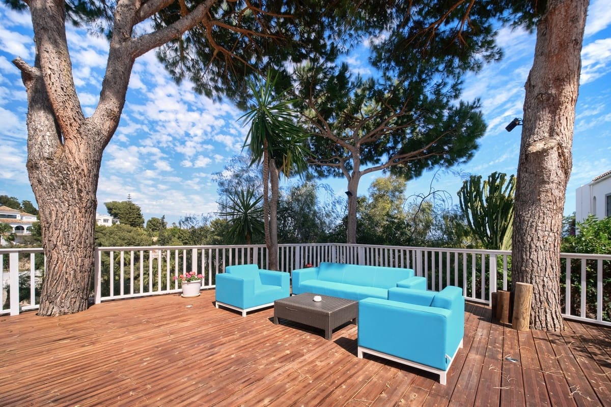 4 chambre Villa/Maison à vendre à Mijas Costa avec piscine - 1 540 000 € (Ref: 9663995)