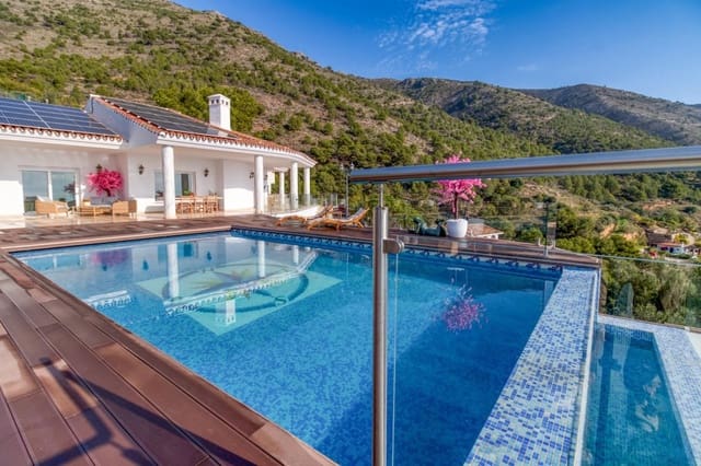 7 sypialnia Willa na sprzedaż w Mijas pueblo, Mijas z basenem garażem - 1 900 000 € (Ref: 9664001)