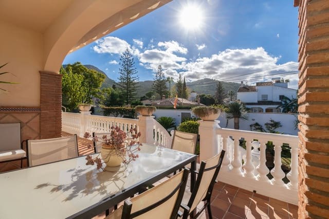 7 chambre Villa/Maison à vendre à Alhaurín de la Torre avec piscine - 1 250 000 € (Ref: 9664004)