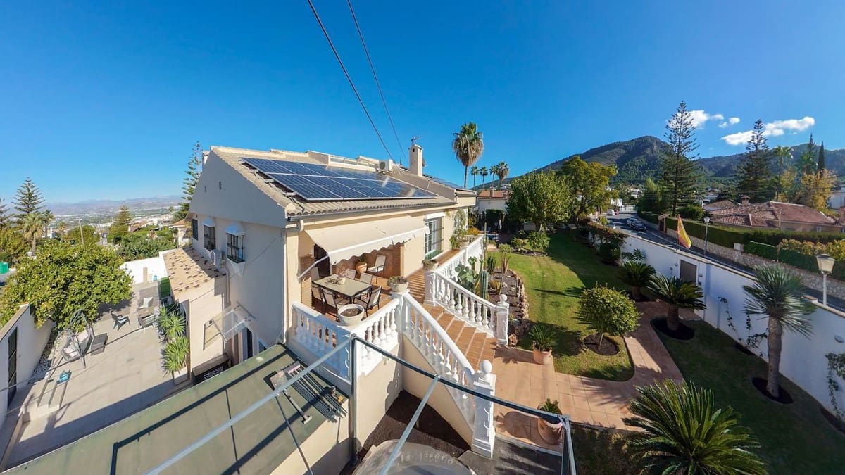 7 chambre Villa/Maison à vendre à Alhaurin de la Torre avec piscine - 1 250 000 € (Ref: 9664004)