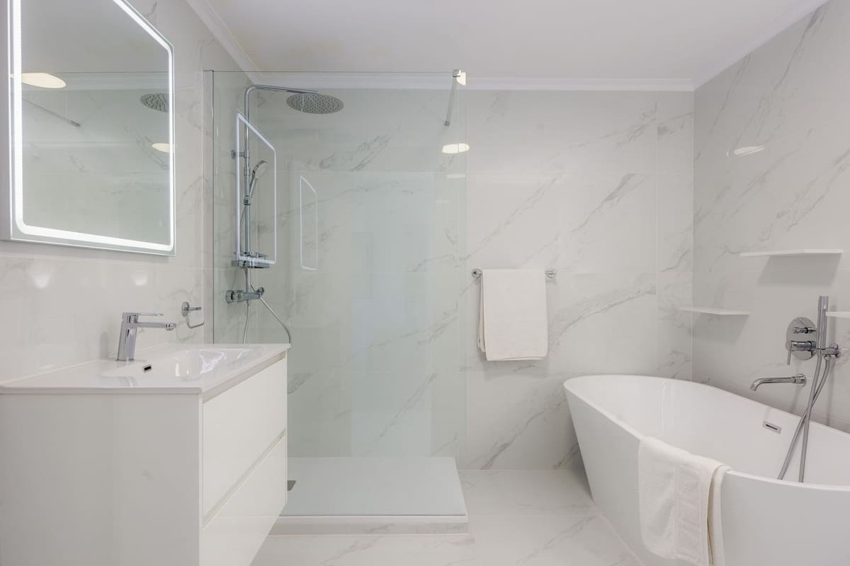6 soverom Villa til salgs i Mijas med svømmebasseng garasje - € 1 850 000 (Ref: 9664005)