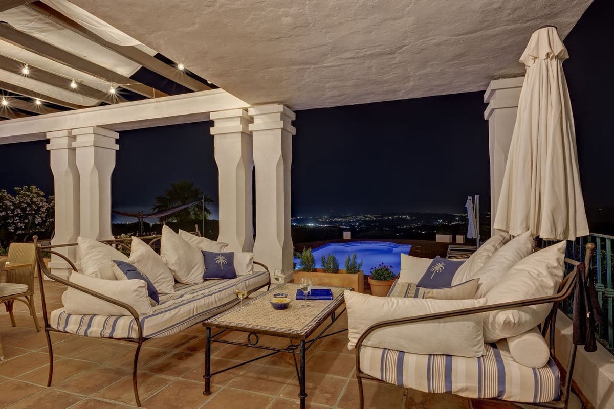 6 soverom Villa til salgs i Mijas med svømmebasseng garasje - € 1 850 000 (Ref: 9664005)