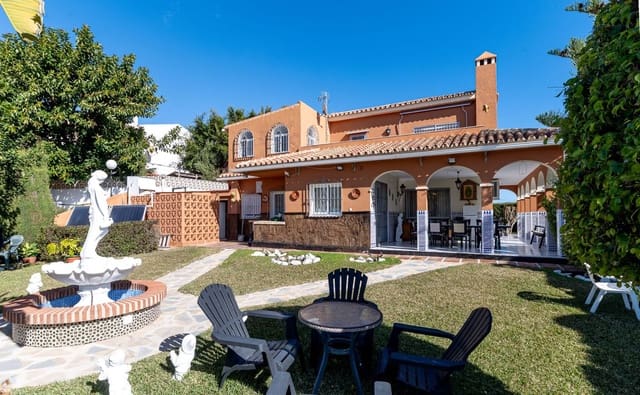 4 slaapkamer Villa te koop in Mijas pueblo, Mijas met zwembad - € 1.100.000 (Ref: 9664006)