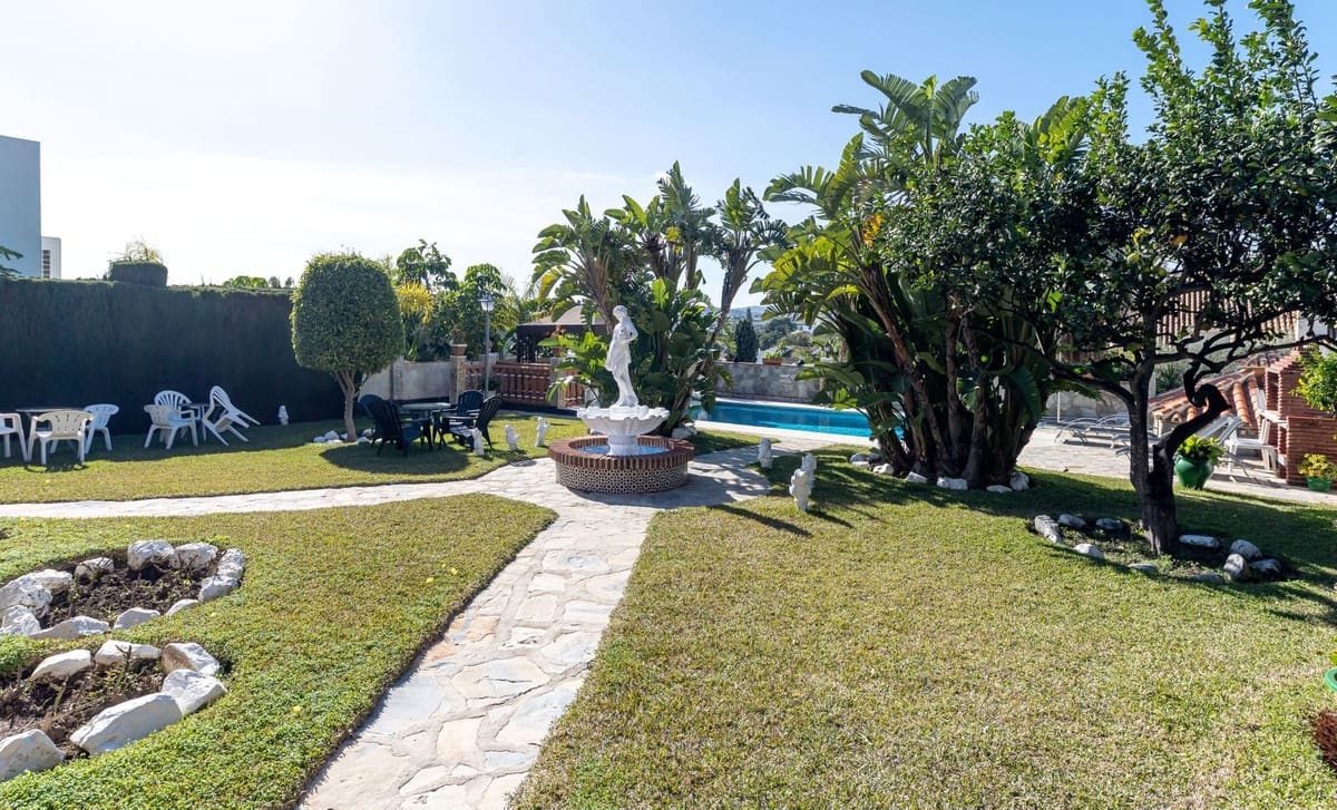 4 slaapkamer Villa te koop in Mijas met zwembad - € 1.100.000 (Ref: 9664006)