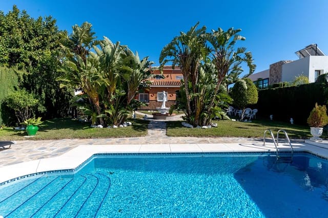 4 slaapkamer Villa te koop in Mijas pueblo, Mijas met zwembad - € 1.100.000 (Ref: 9664006)