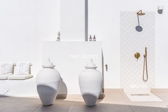 4 chambre Villa/Maison à vendre à El Rosario, Marbella avec piscine - 1 649 000 € (Ref: 9664008)