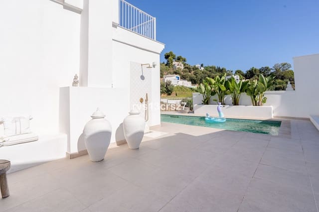 4 chambre Villa/Maison à vendre à El Rosario, Marbella avec piscine - 1 649 000 € (Ref: 9664008)