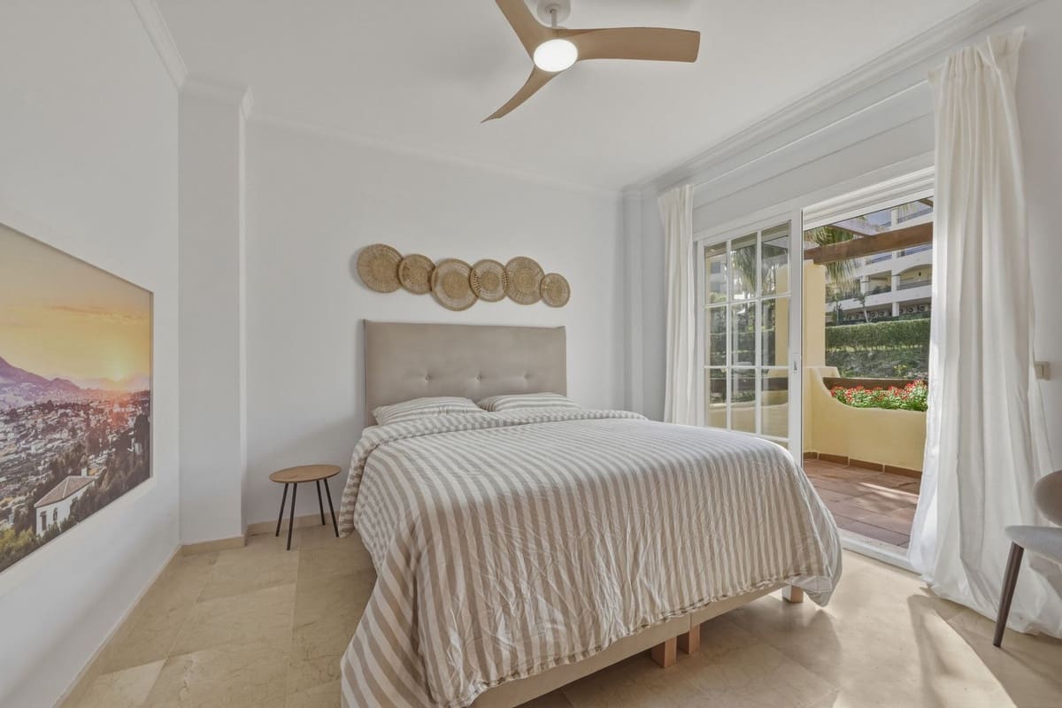 Chalet de 5 habitaciones en Mijas Golf en venta con piscina - 810.000 € (Ref: 9664011)