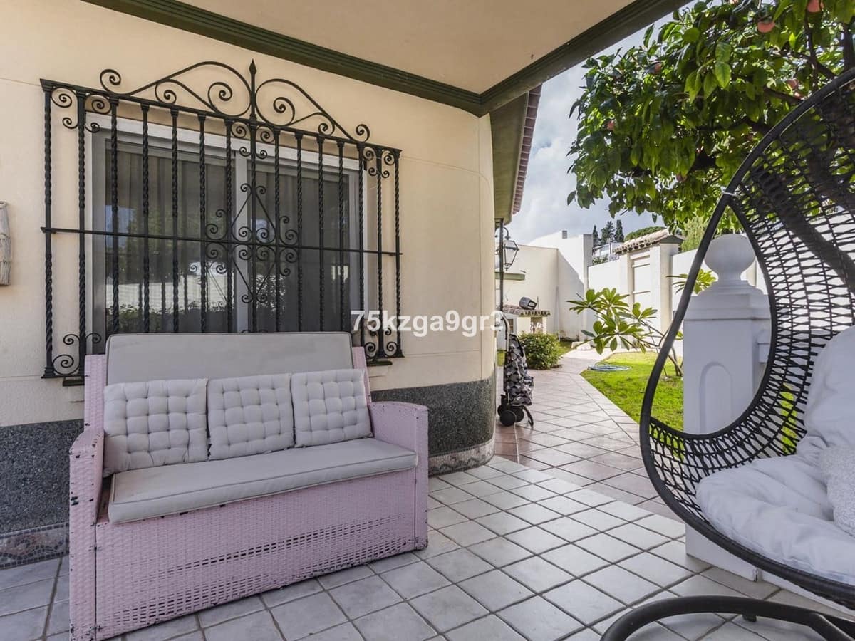 6 sypialnia Willa na sprzedaż w Benalmadena Costa z basenem - 998 000 € (Ref: 9664012)